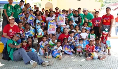 Entrega de regalos en Tocagua