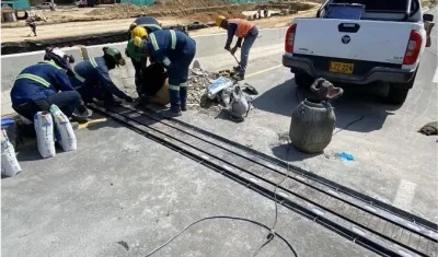 Trabajos en el puente norte-sur del intercambiador vial de la Circunvalar.