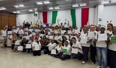 Los líderes que recibieron la certificación.