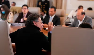 Gustavo Petro en consejo de ministros