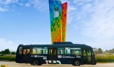 Bus de Transmetro por la zonas turísticas de Barranquilla. 