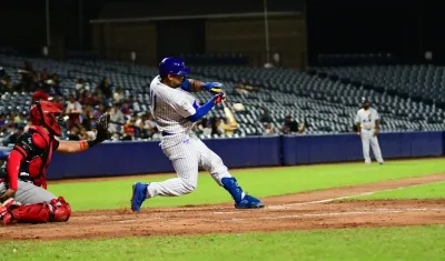 Fabián Pertuz produjo la primera carrera de Caimanes con un jonrón. 