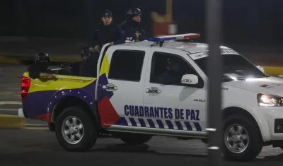 Autoridades venezolanas en las calles de Caracas.