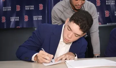 Harry José Canedo Name.