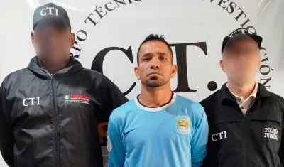 Carlos Andrés De la Cruz Silvera fue capturado mediante orden judicial. 