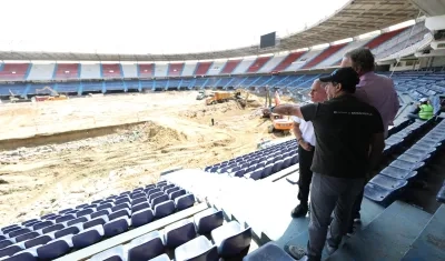 El Alcalde Char junto a Ramón Jesurun, presidente de la FCF.