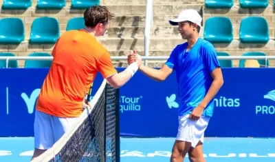 Chetan Vásquez y su rival el británico Rhys Lawlor.