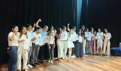 Consejeros de juventud que tomaron posesión en Barranquilla. 
