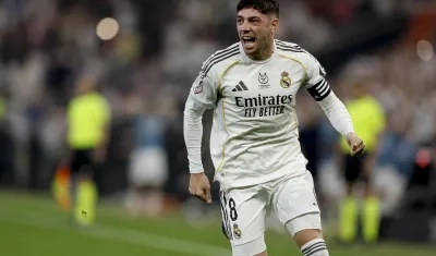 Federico Valverde celebrando su gol hoy.