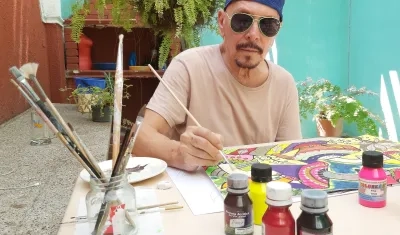 Alonso Suárez, ganador del Premio Nacional de Artes Plásticas del Ministerio de Cultura.