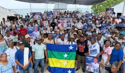 Gersel Pérez con la población de Concordia.
