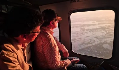 Gustavo Petro en sobrevuelo en el departamento de Córdoba