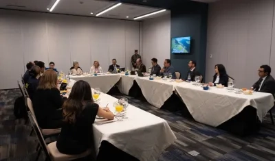 Reunión en Quito entre Colombia y Ecuador.