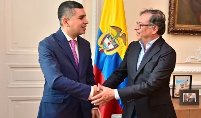 El presidente de Asobancaria, Jonathan Malagón y el Presidente Gustavo Petro.