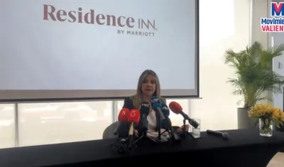 Vicky Dávila durante la rueda de prensa donde dio a conocer el audio.