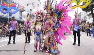 Los reyes infantiles Joshua Ortiz y Sharon Acosta.