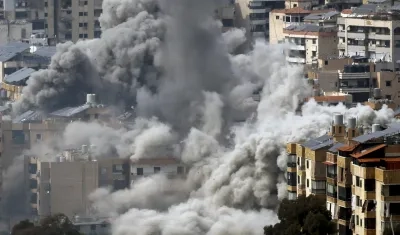 Humo y destrucción, tras ataques de Estados Unidos e Israel.