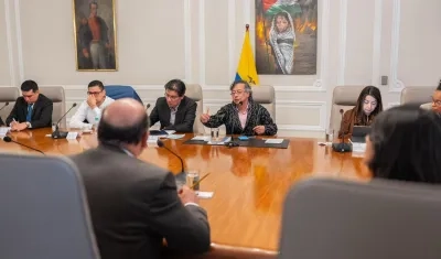 Cumbre para analizar tarifas de energía