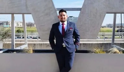 Éric Gutiérrez, auxiliar de vuelo de American Airlines. 