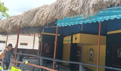 Establecimiento atacado a bala. 