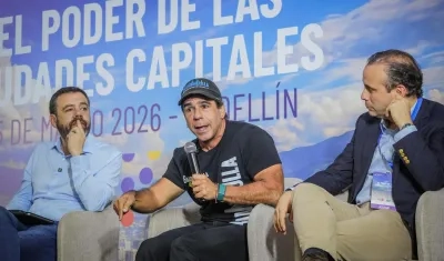 El Alcalde de Barranquilla, Alex Char, durante su intervención.