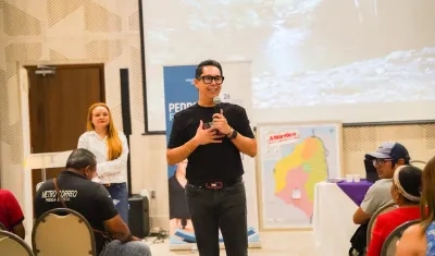 La diputada Alejandra Moreno y el senador Pedro Flórez.