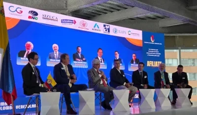 Foro Colombia y Venezuela: un nuevo futuro.