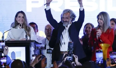 Paloma Valencia y Juan Daniel Oviedo.