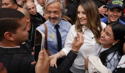 Juan Daniel Oviedo y Paloma Valencia.