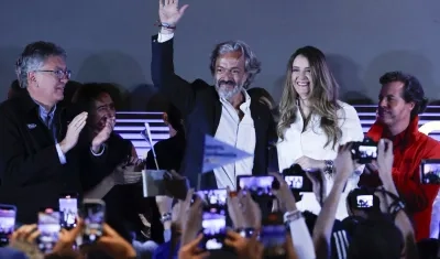 Juan Daniel Oviedo y Paloma Valencia.