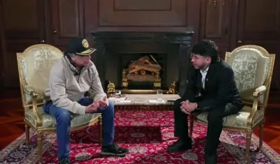 El Presidente Gustavo Petro y Luis Fernando Villa Álvarez, conocido como Westcol.