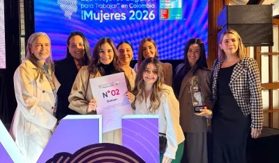 Mujeres que hacen parte del equipo de Dolmen.