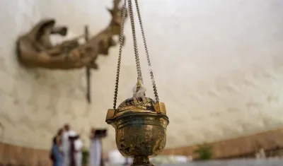 El humo representa la gracia divina. 