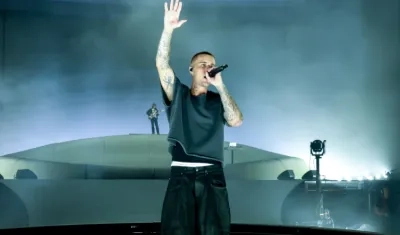 El artista durante su presentación.