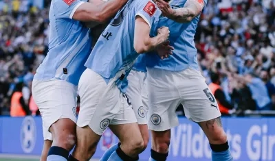 La celebración del gol de Nico González.