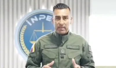 El director del Inpec, teniente coronel Daniel Fernando Gutiérrez. 