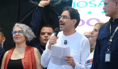 El candidato presidencial Iván Cepeda.