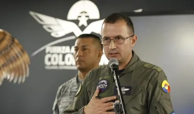 El director de Seguridad Operacional de la Fuerza Aeroespacial Colombiana (FAC), coronel Luis Fernando Giraldo. 