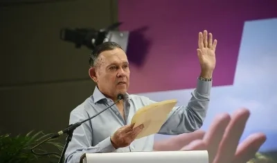 El senador Efraín Cepeda.