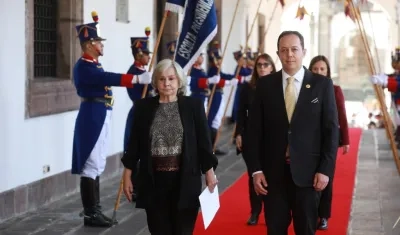 La Embajadora María Antonia Velasco.