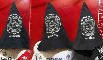 Hinchas de Junior capturados.