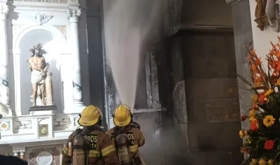 Incendio en Catedral de Santa Marta