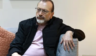 El laureado poeta y ensayista colombiano William Ospina.
