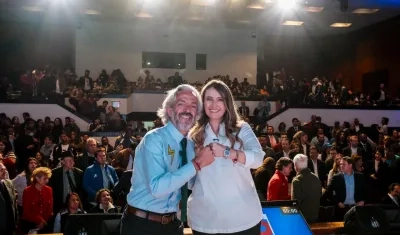 Juan Daniel Oviedo y Paloma Valencia.