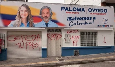 Sede de Paloma Valencia en Bucaramanga fue vandalizada.