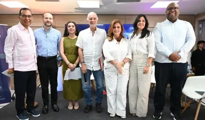 José Consuegra, Manuel Fernández, Luisa Robayo, Eduardo Verano, Paola Amar, Claudia Fuentes y Erick Orozco.