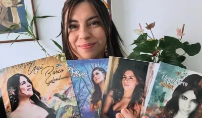 Urpi Barco, cantautora colombiana.