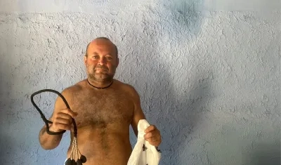 José Sarmiento de 42 años. 