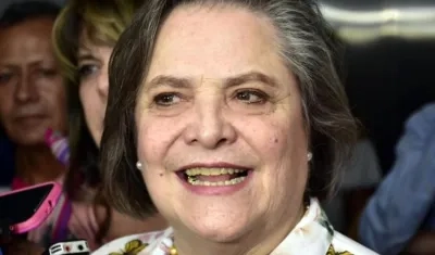 La senadora Clara López.