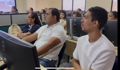 Estudiantes de la Esap. 